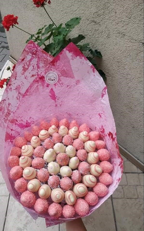 21. MAXI KYTICA💐
